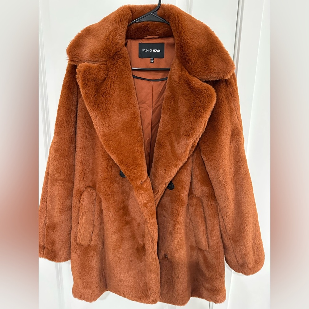 Fashion Nova Luxury Brown Faux Fur Coat View 4
